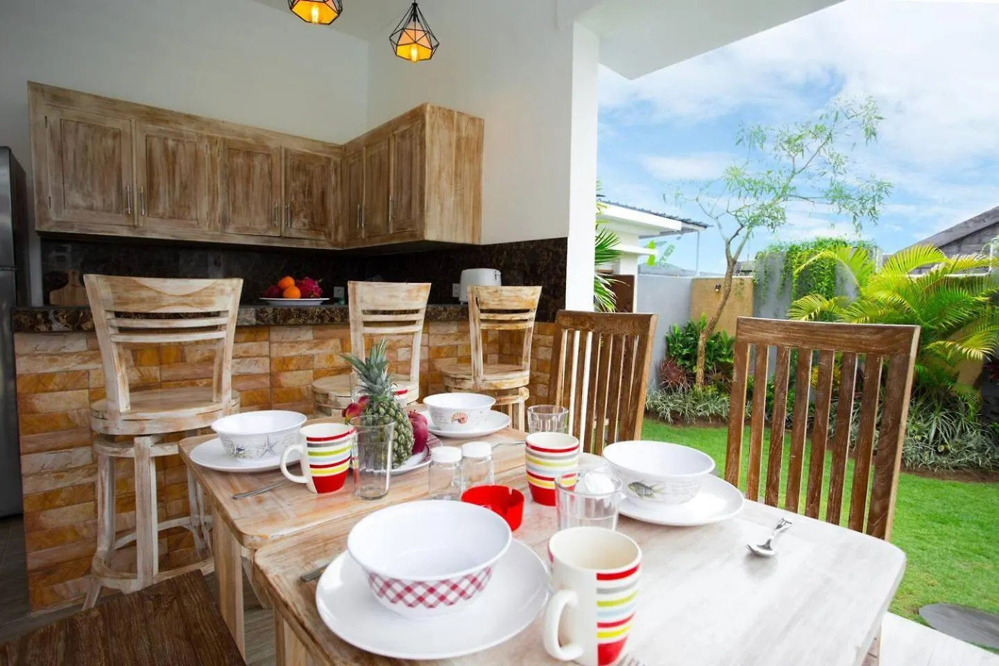 Guest house Canggu Tropical House / France Room Indonesia